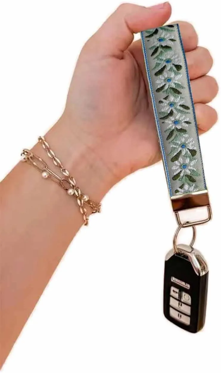 BattleTim Embroidery Floral Key Fob Keychain Wristlet Bohemia Cute Car Key Chain Holder Handmade Key Fobs Wristband for Women