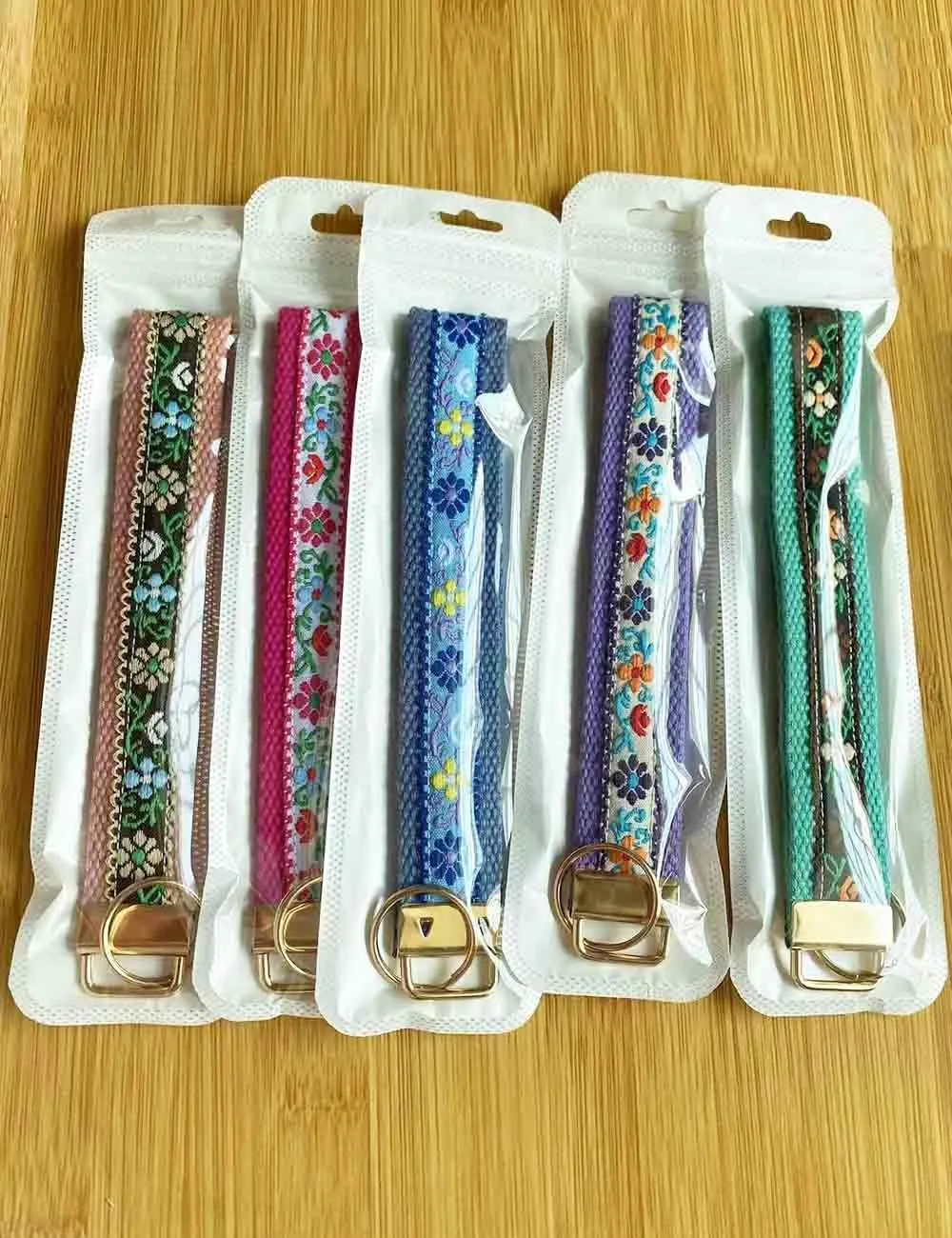 BattleTim Key Fob Keychain Wristlet Floral Embroidered Car Key Chain Holder Handmade Fabric Key Fobs Wristband for Women