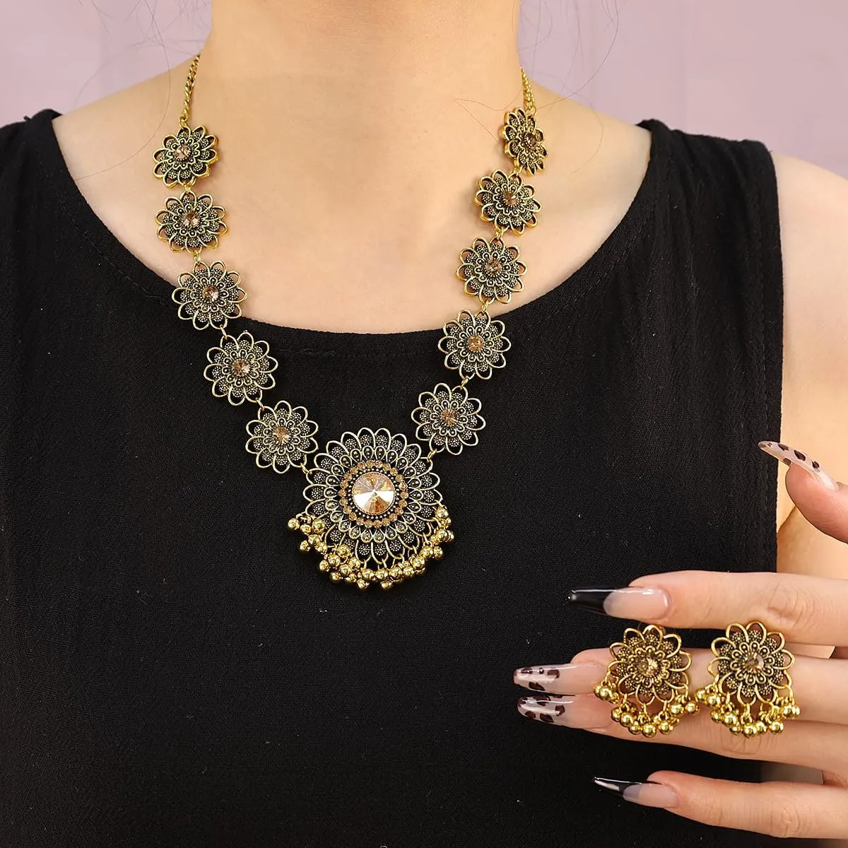 Bethynas Indian Jewelry Set for Women Boho Gold Crystal Flower Choker Necklace Retro Dangle Drop Earrings Traditional Bridal Wedding Belly Dance Accessories Set