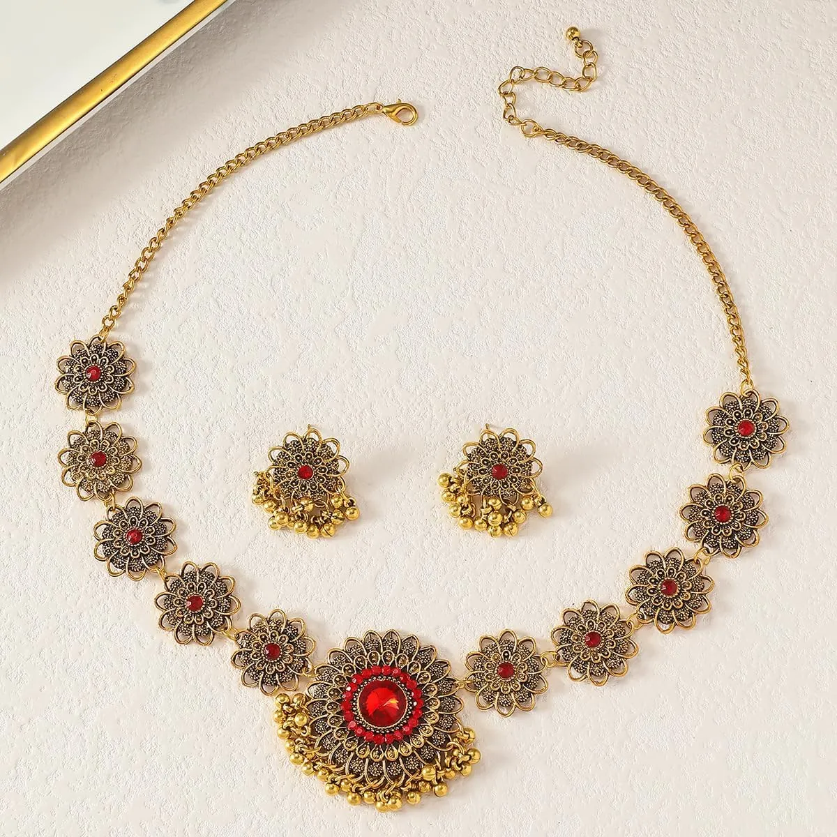 Bethynas Indian Jewelry Set for Women Boho Gold Crystal Flower Choker Necklace Retro Dangle Drop Earrings Traditional Bridal Wedding Belly Dance Accessories Set
