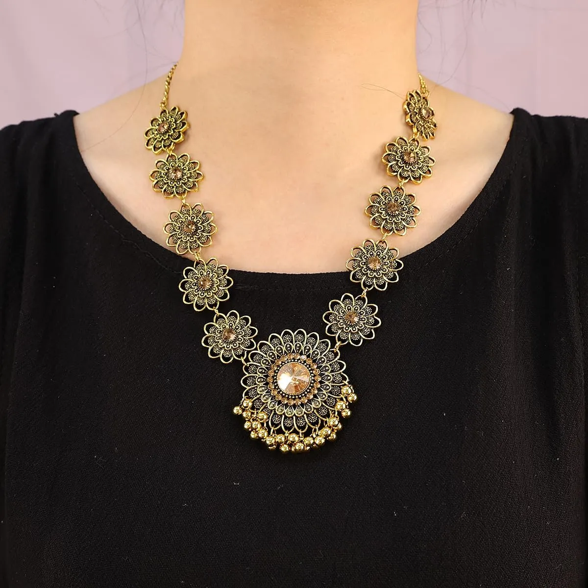 Bethynas Indian Jewelry Set for Women Boho Gold Crystal Flower Choker Necklace Retro Dangle Drop Earrings Traditional Bridal Wedding Belly Dance Accessories Set