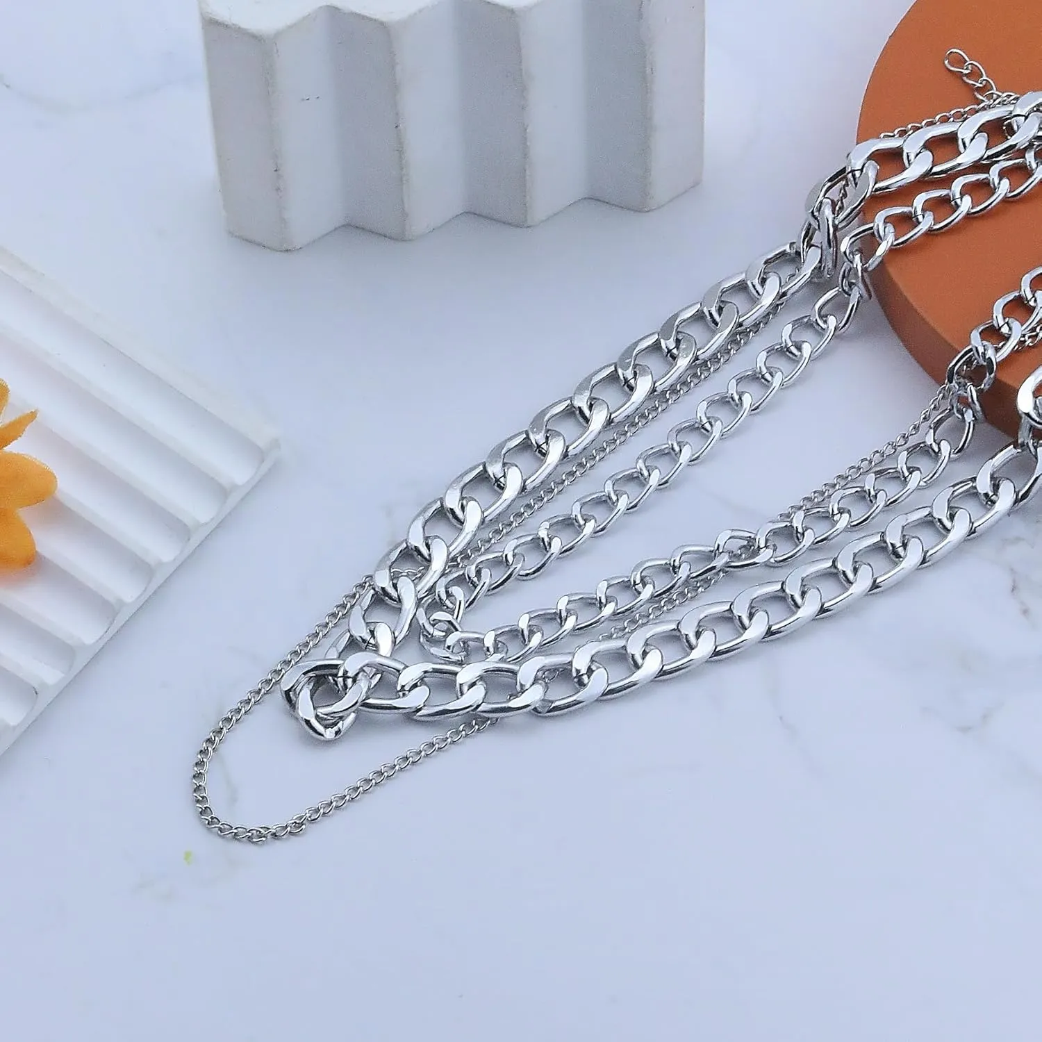 Chunky Gold Necklaces for Women Gold Layered Necklaces Punk 8090s Hip Hop Necklace Cuban Link Chain Necklaces Layered Choker Necklace Prom Jewelry Freaknik Outfit Accessories