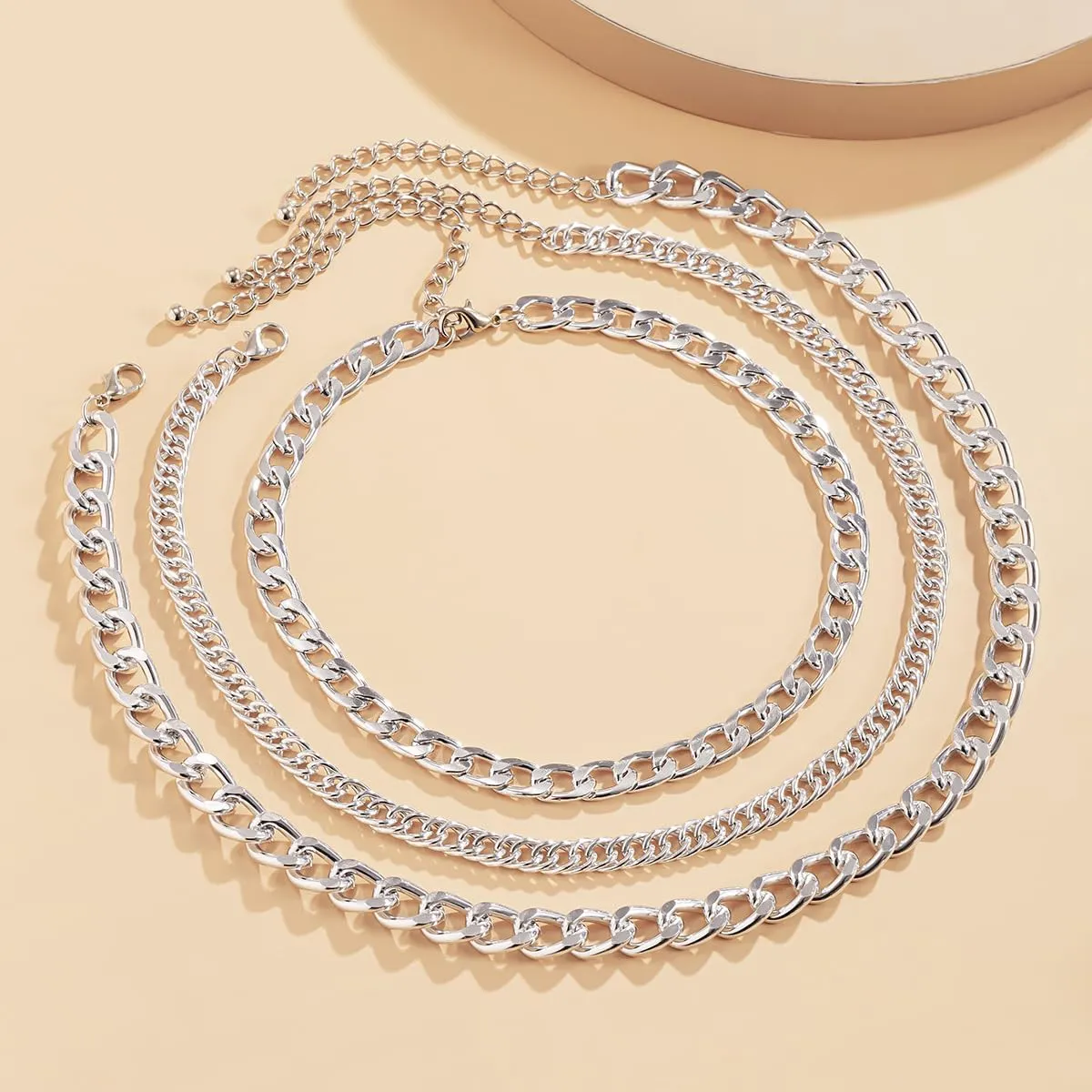 Chunky Gold Necklaces for Women Gold Layered Necklaces Punk 8090s Hip Hop Necklace Cuban Link Chain Necklaces Layered Choker Necklace Prom Jewelry Freaknik Outfit Accessories