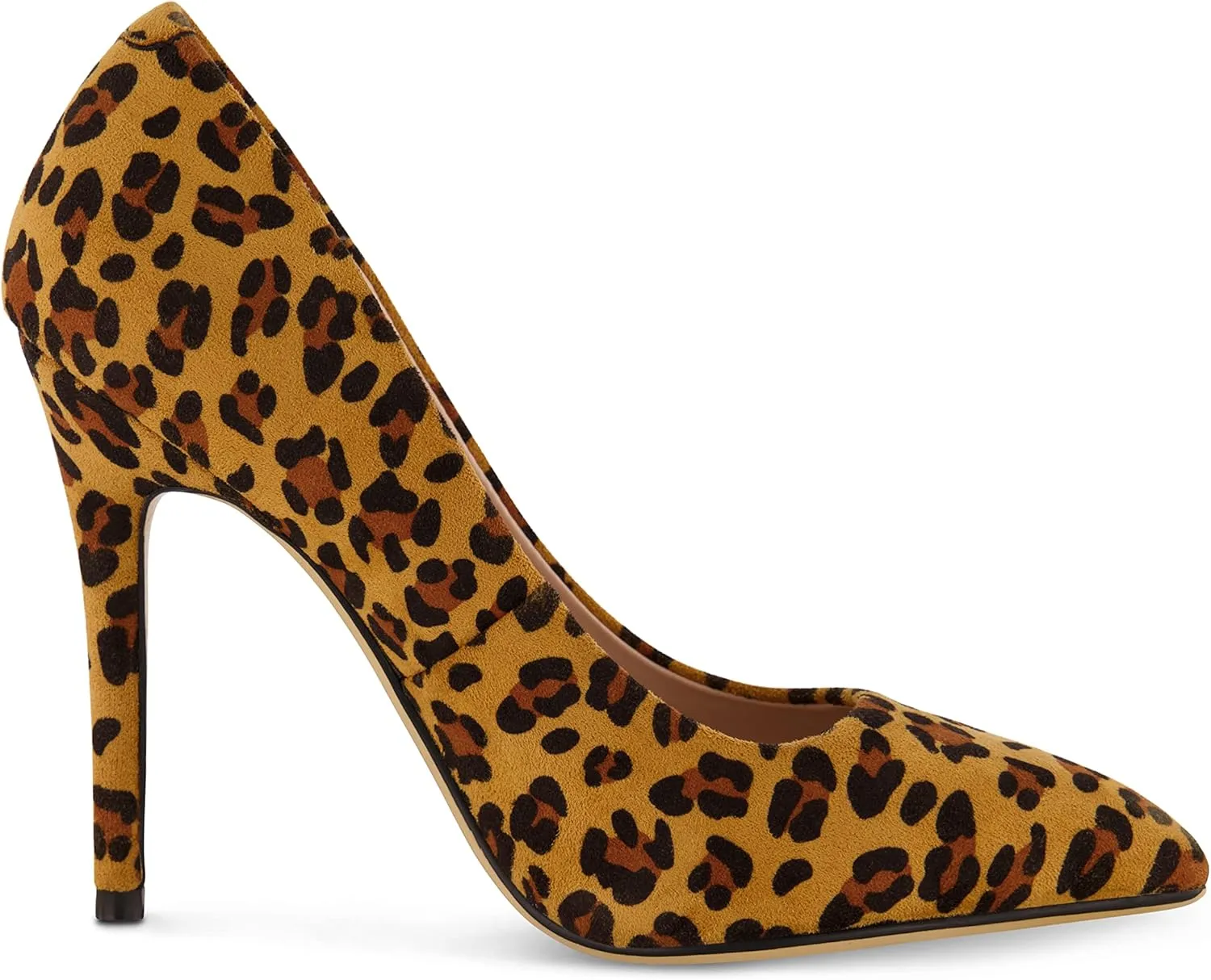 CUSHIONAIRE Women's Alta Dress Pump with  Comfort