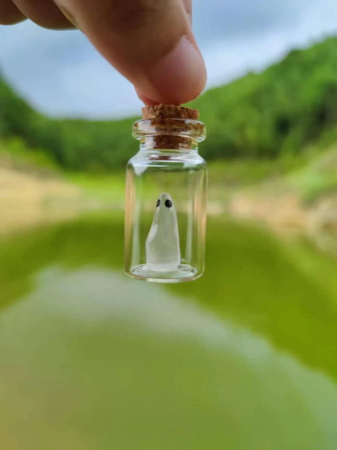Ghost Necklace for Women Men,Cute Fashion Glow In The Dark Necklaces,Halloween Costumes Necklaces for Jewelry
