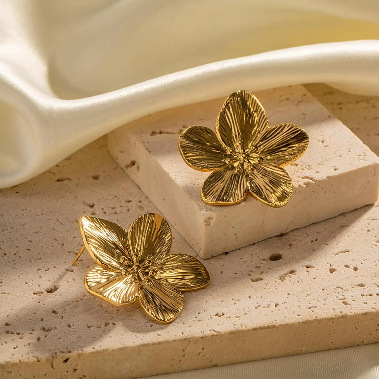 Gold Flower Earrings Chunky Gold Statement Earrings for Women Trendy Floral Earrings Boho Exaggerated Jewelry Gifts Spring Dresses for Women 2025 Outfits Accessories