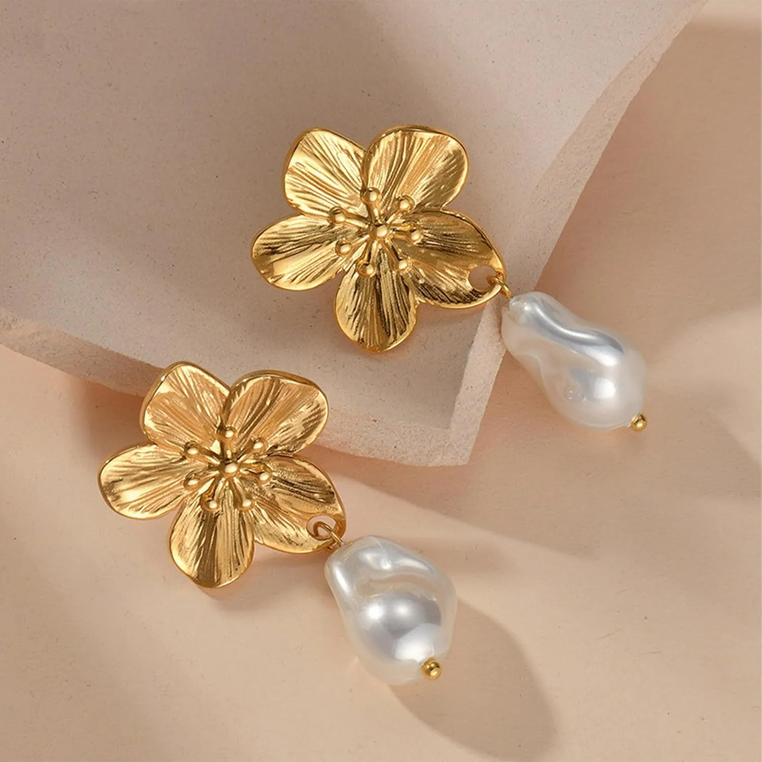 Gold Flower Earrings for Women Floral Spring Earrings for Women Elegant Spring Fashion Gifts Flower Statement Jewelry