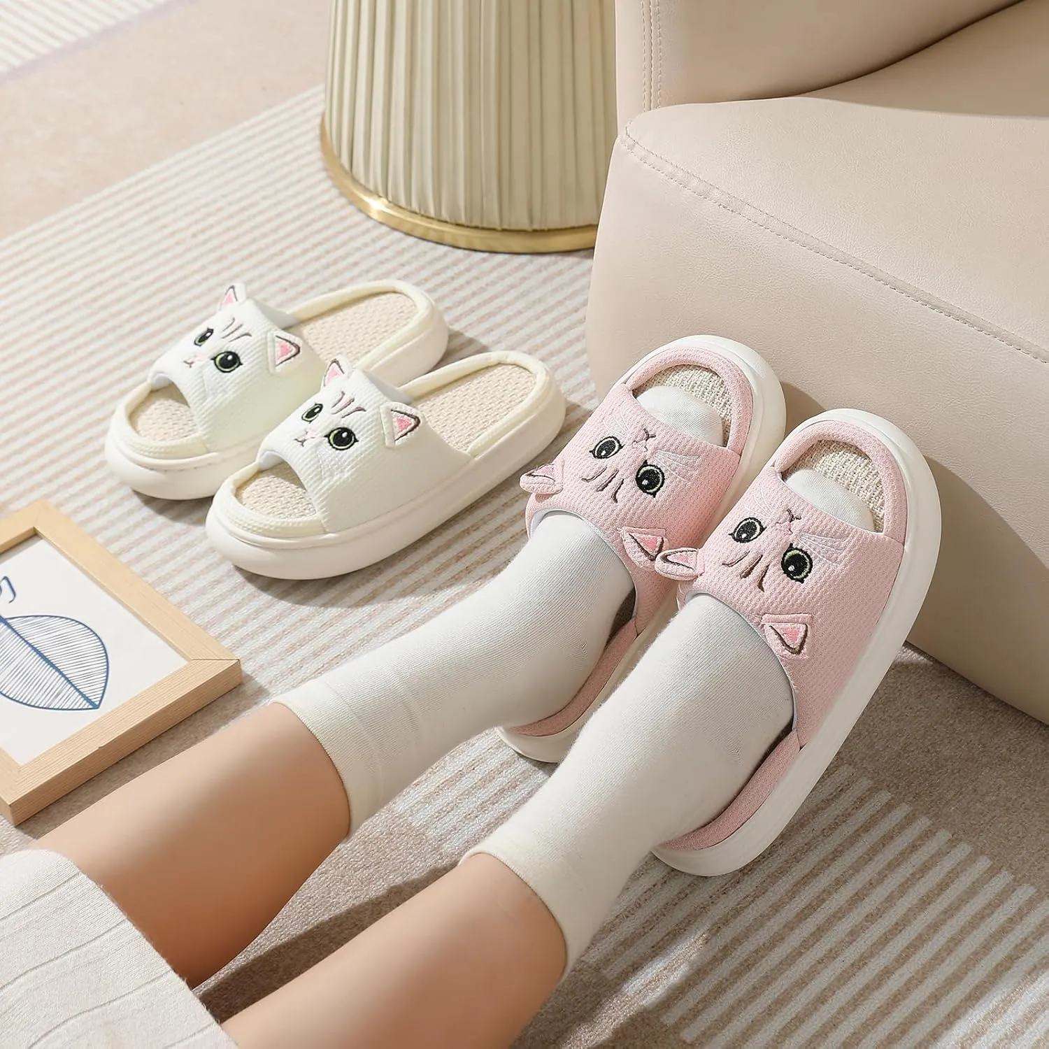 LAVAU Cute Cat Slippers for Women, Fuzzy Fluffy Faux Fur Animal House Slides for Indoor and Outdoor Shoes
