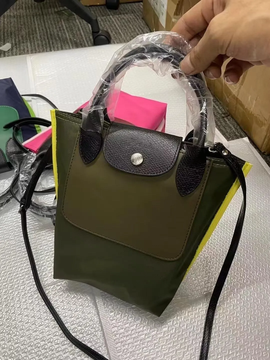 MAIITRIP Color-Block Purse and Handbag with Adjustable Strap,PU Leather Waterproof Crossbody Bag for Women,Top Handle Satchel