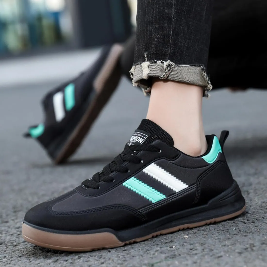 Men's Lace-Up Comfortable Trendy Casual Sneakers Multi-Color Striped Print Breathable Canvas Walking Shoes