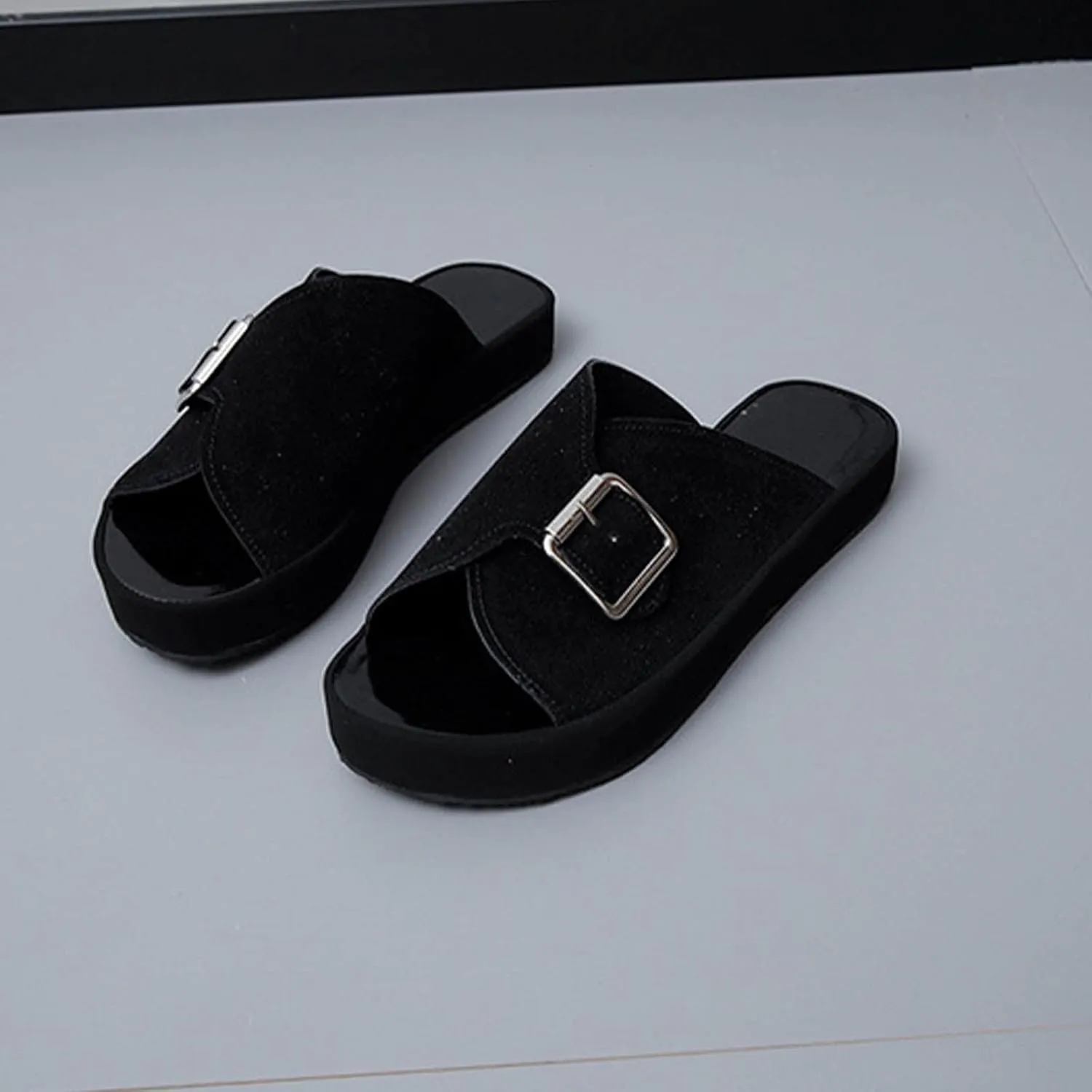 oiangi Sandals for Women Dressy Summer Flats Round Toe Open Toe Buckle Slip on Platform Slippers Comfortable Outdoor Non-Slip Ladies Beach Shoes Slides