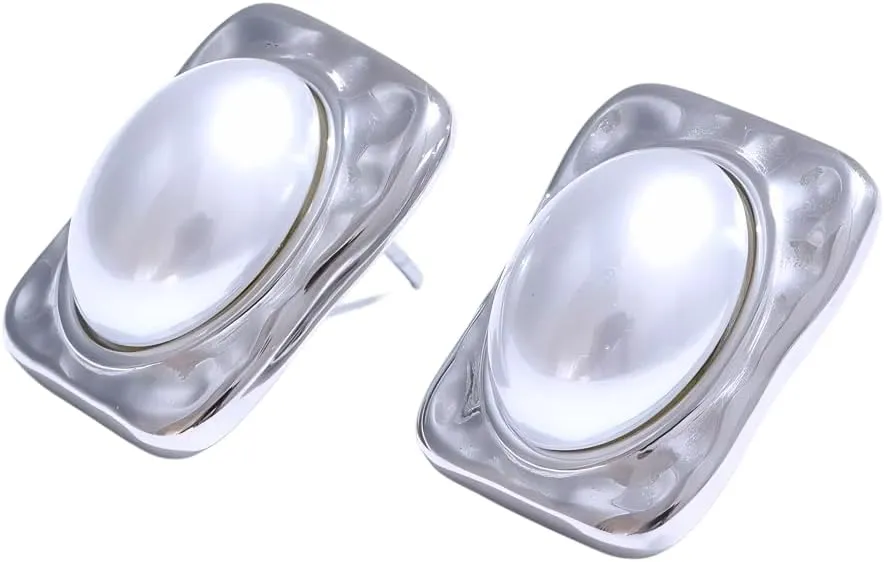 Pearl earrings for women Classic Vintage Imitation Pearls Square Rectangle Stud Earrings Waterproof Hammer Metal Stylish Charm Golden Jewelry Gift-T51