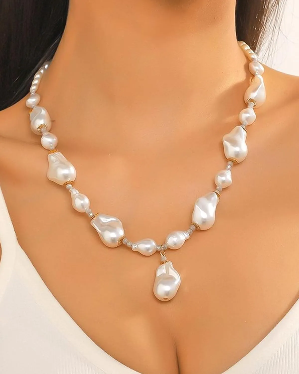 Pearl Necklaces for Women 14k Gold Plated Layered Pearl Necklaces Dainty Pearl Pendant Necklace Freshwater Pearls Choker Necklace Wedding Pearl Necklaces Pearl Jewelry Gifts