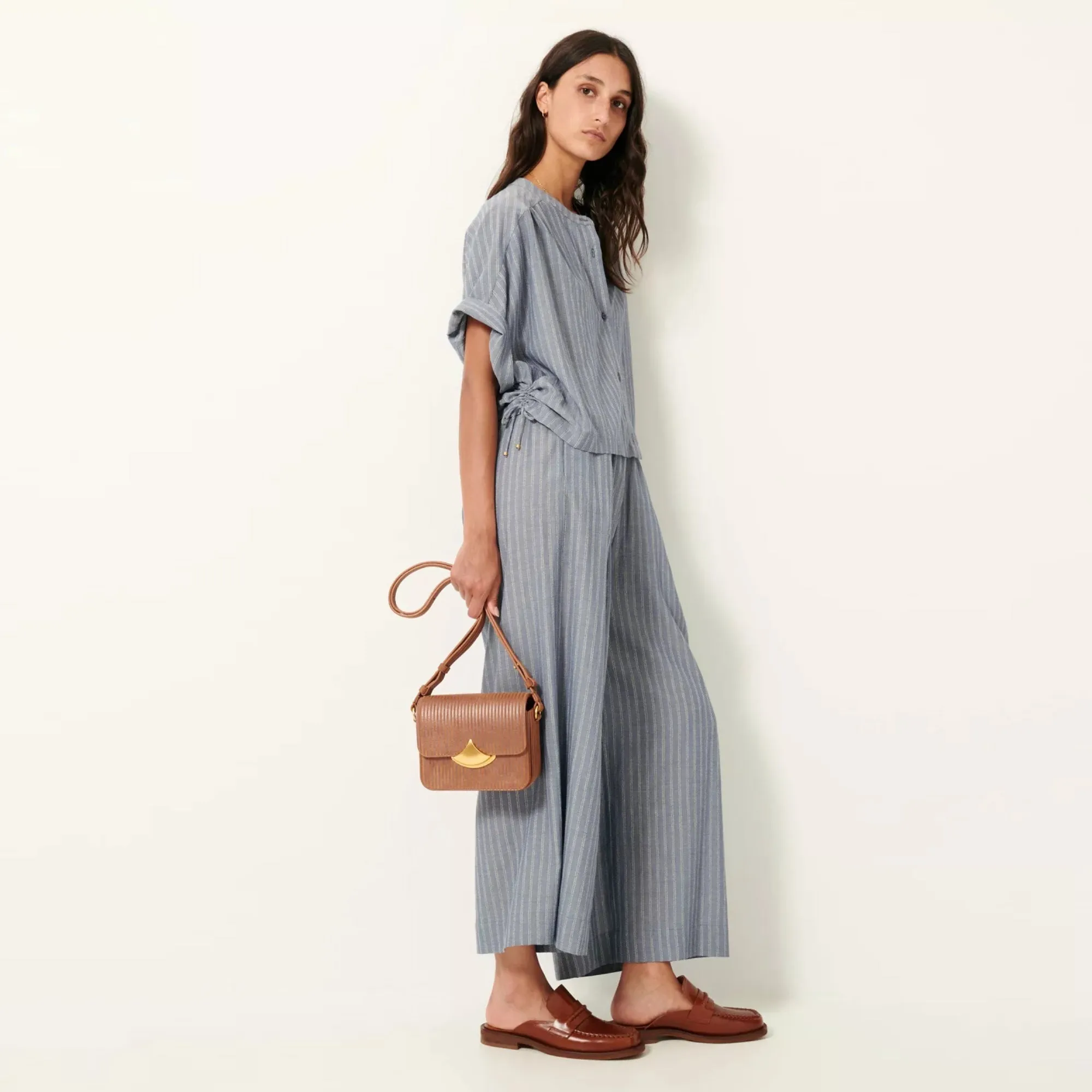 Reva Short Blouse (Chambray Blue)
