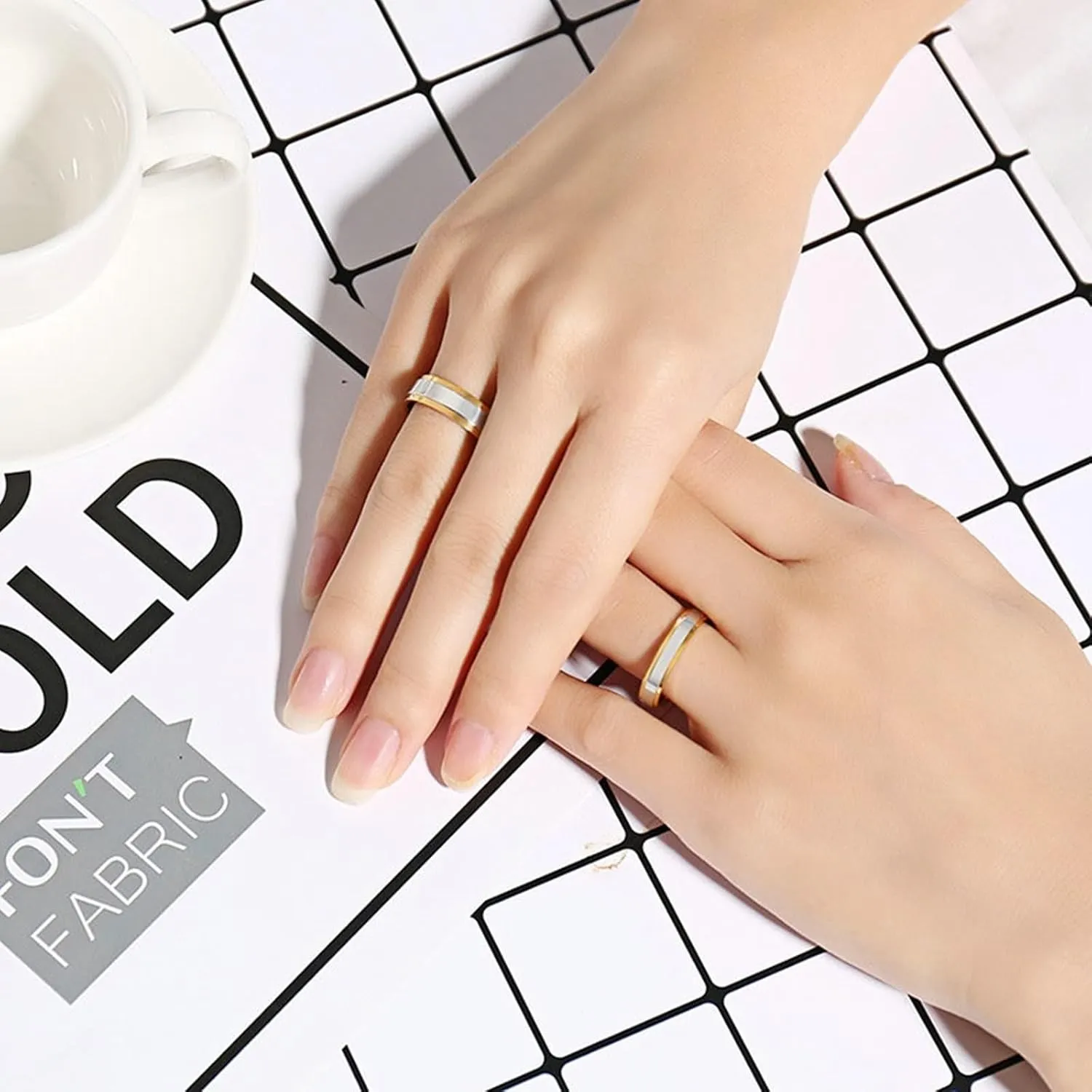 Wedding Ring Bands for Him and Her, Couple Rings Set Promise Rings Stainless Steel Comfort Fit Silver Gold Ring 6mm/4mm
