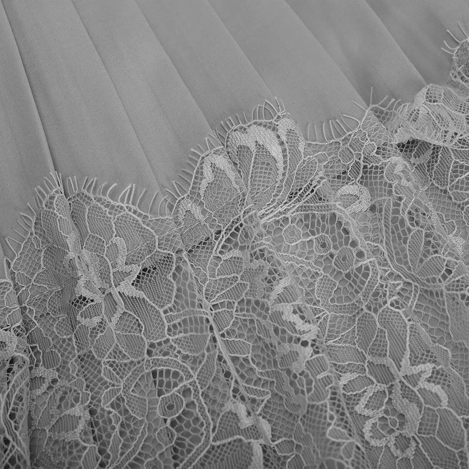Women Lace Half Slip Skirt Y2k Low Rise Pleated Ruffle Lace Tiered Mini Skirts Layered Flowy Short Skirt Underskirt