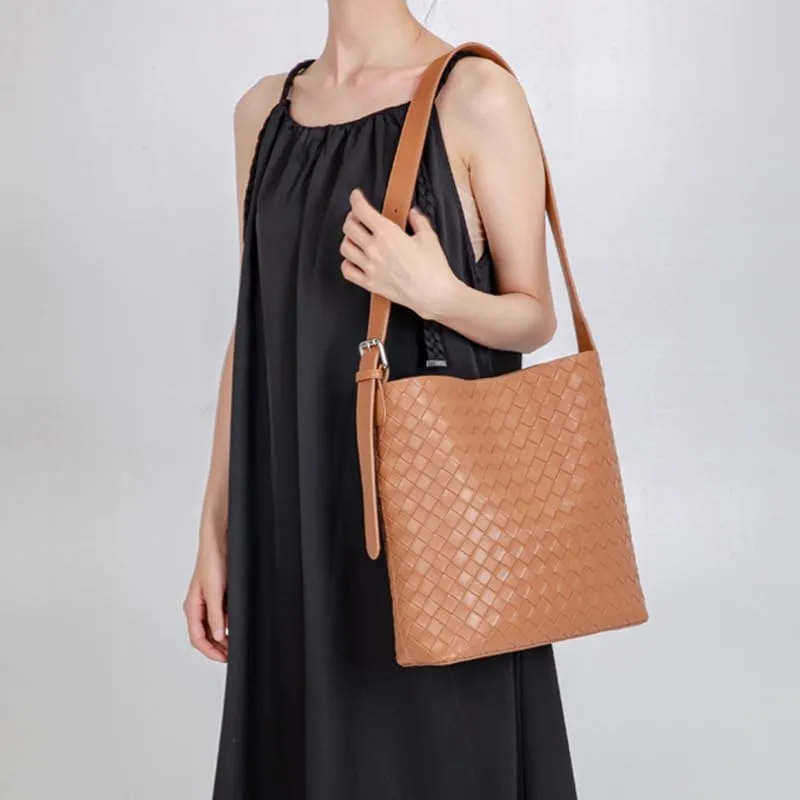 Woven Shoulder Bag for Women Trendy Bucket Bag Leather Underarm Hobo Purse and Wallet Combo Handbags Woven Tote Set